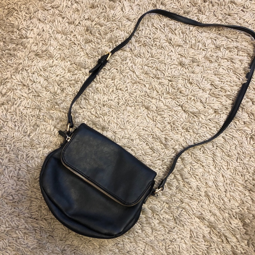 Black fold over crossbody bag - Picture 3 of 4